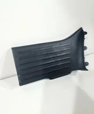 Chrysler Pacifica Rear sill trim cover 5SP27DX9AF