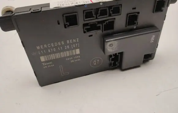 Mercedes-Benz E W211 Door control unit/module A2118701126