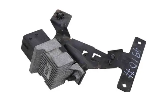 Jaguar XF X250 Glow plug pre-heat relay 9X233490BD AV6112A343BA