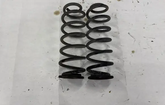 Volkswagen PASSAT CC Rear coil spring