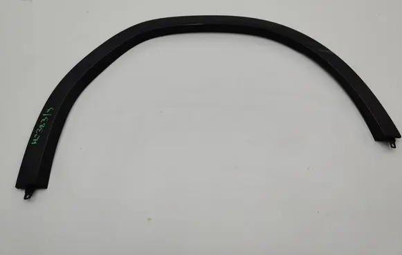 BMW X6 G06 Front arch trim 8069182