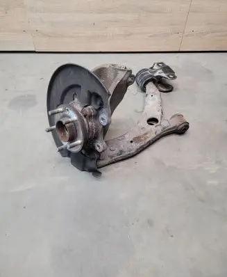 Volvo V40 Front wheel hub