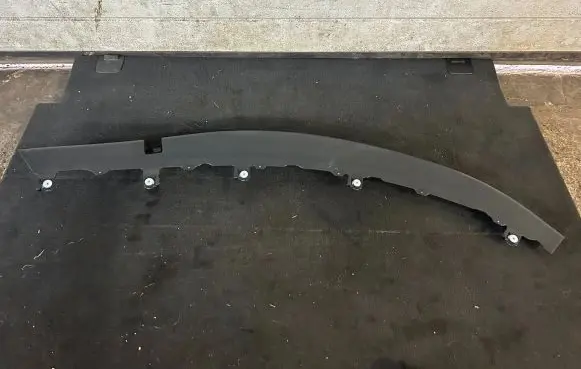 Jaguar I-Pace Other rear door trim element J9D325684A