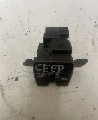 KIA Ceed Tailgate/trunk/boot lock/catch/latch