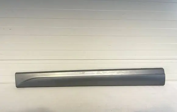 Audi Q5 SQ5 8R Front door trim (molding) 8R0853959E