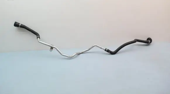 BMW X5 F15 Engine coolant pipe/hose 7646679