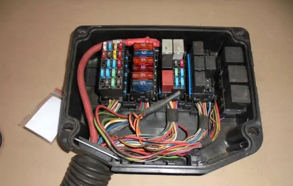 Maserati Quattroporte Fuse box set 4037660