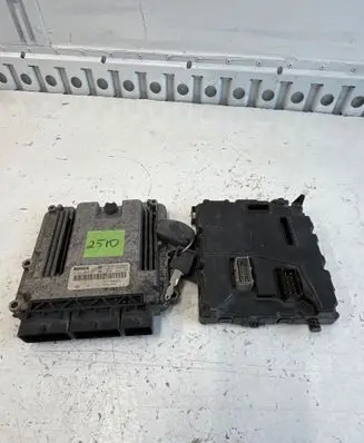 Renault Master III Engine control unit/module 0281017977
