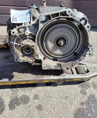 Volkswagen Caddy Automatic gearbox 02E301107