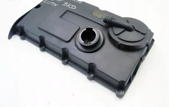 Volkswagen Touran I Rocker cam cover 03G103469R