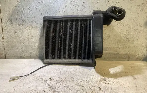 Toyota Avensis T270 Heater blower radiator