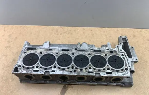 BMW 7 F01 F02 F03 F04 Engine head 7800003 11127800001 7800001