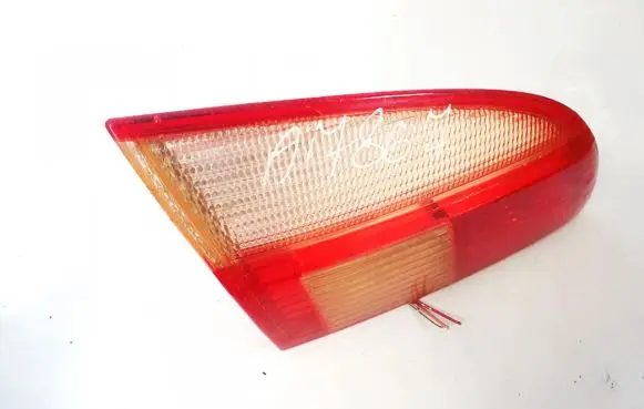 Toyota Avensis T220 Tailgate rear/tail lights 89022026