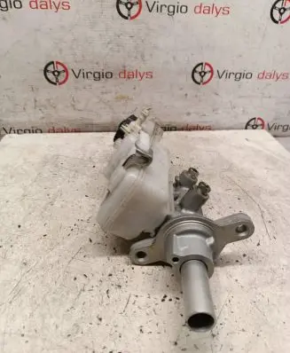 Toyota Auris 150 Master brake cylinder 0204255239