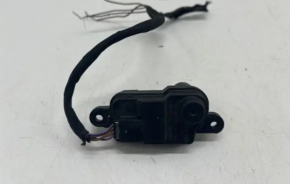 Seat Leon IV Fuel tank cap lock motor 8V4862159B