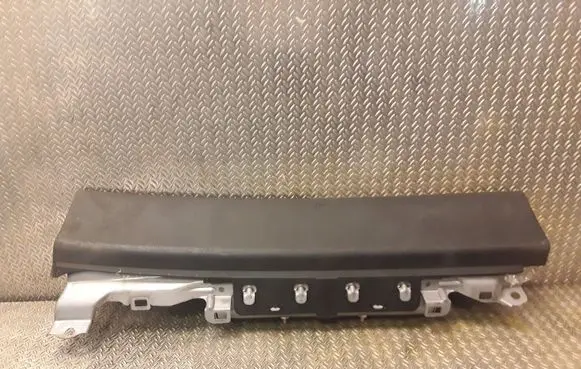 Knee airbag