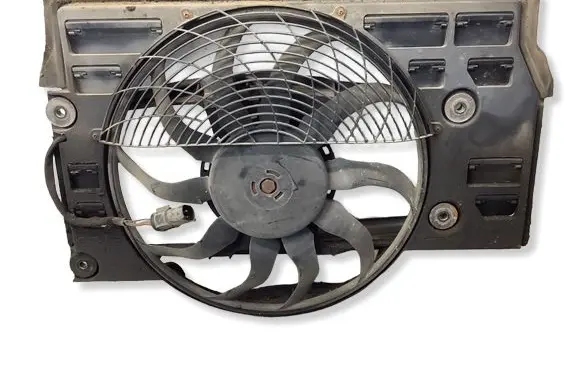 BMW 7 E38 Electric radiator cooling fan 6903028 16204401 A9132102221