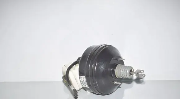 BMW 3 F30 F35 F31 Brake booster 6798422 6851099 34336851099