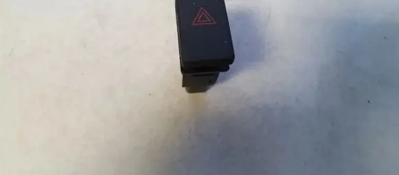 Toyota Avensis T250 Hazard light switch 157963