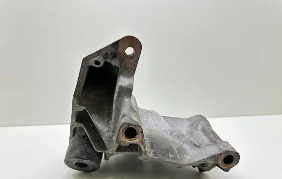 Volvo S80 Engine mounting bracket 6G926p096 BH9SA