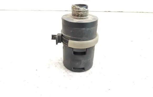 Vacuum air tank