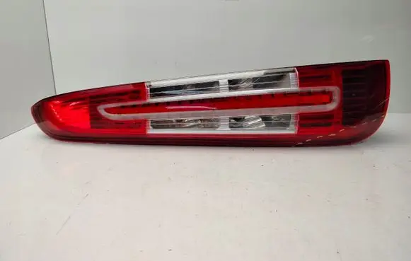 Ford C-MAX I Rear/tail lights 