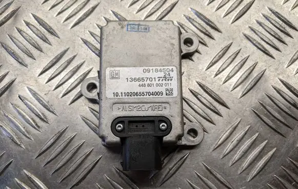 Opel Signum ESP acceleration yaw rate sensor 13665701 09184504