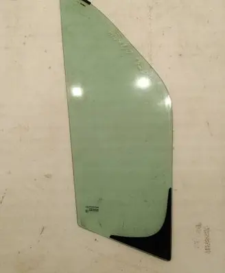 Renault Master III Front triangle window/glass AS2M3240DOT682 43R001582