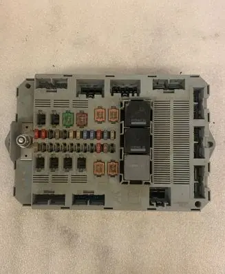 Jaguar XF Fuse module 7370011040 9X2314D658AC A122477941