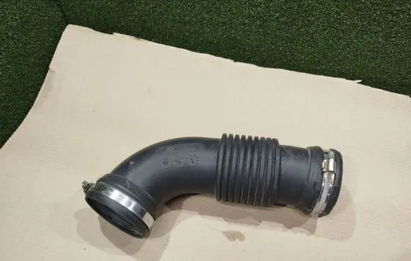 Opel Movano B Intercooler hose/pipe 165763705R