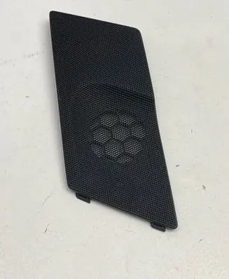 Audi TT TTS Mk2 Dash center speaker trim cover 8J2035420