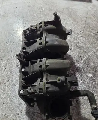 Skoda Fabia Mk1 (6Y) Intake manifold 036129711CC