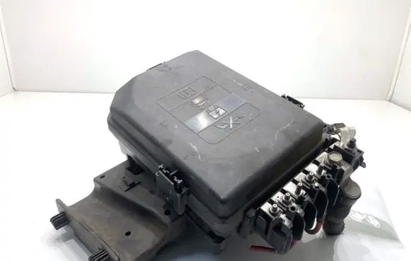 Opel Astra K Fuse box set 39227408