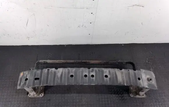 Ford Focus Front bumper support beam 