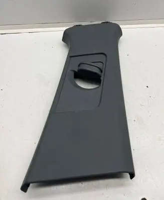 (B) pillar trim (top)