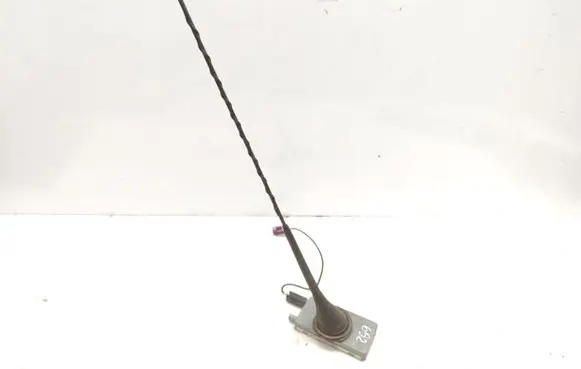 BMW Z4 E85 E86 Radio antenna 65206913896 6913896