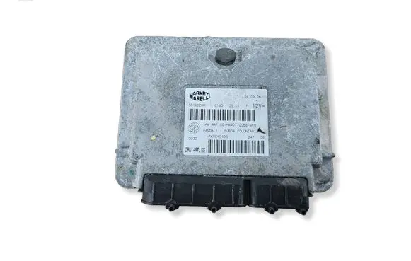 Fiat Panda II Engine control unit/module 6160112501 4KPEYG49G 55196260