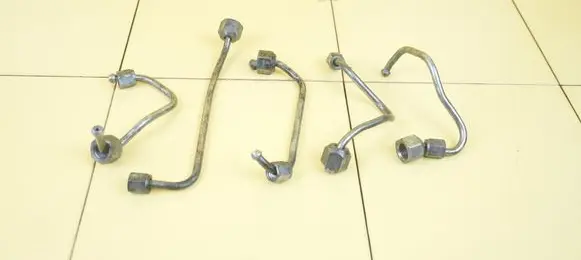 Alfa Romeo Giulietta Fuel injector supply line/pipe 940A4000
