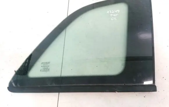 Fiat Croma Rear side window