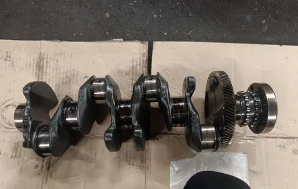 BMW 5 F10 F11 Crankshaft 7797977