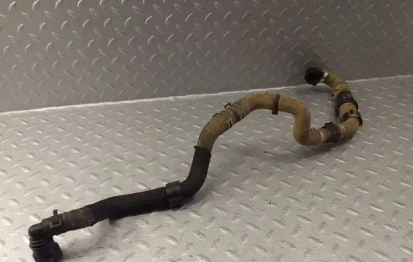 Land Rover Defender Engine coolant pipe/hose QA1024757 JPLA61J20AA