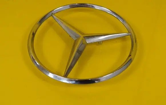 Mercedes-Benz 190 W201 Manufacturer badge logo/emblem 2017580058
