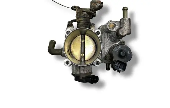 Suzuki Grand Vitara I Throttle valve