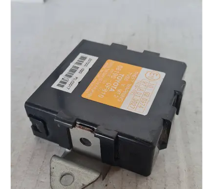 Toyota Corolla Verso E121 Alarm control unit/module 2370003320 881000F810 PD9E0017