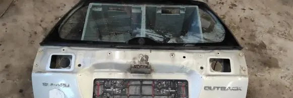 Subaru Outback Tailgate/trunk/boot lid