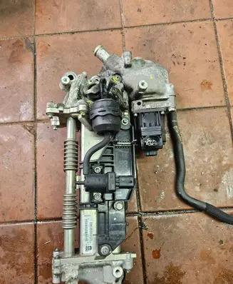 Opel Astra K EGR valve cooler MM1136G V29007672