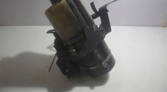 Skoda Fabia Mk2 (5J) Power steering pump