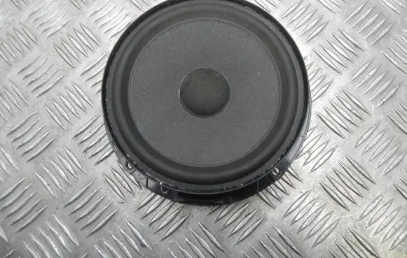 Seat Toledo IV (NH) Front door high frequency speaker 5JA035411A R2348