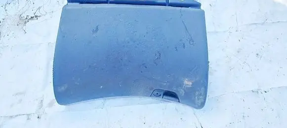 Volvo V70 Glove box 8650374