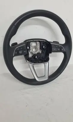Audi Q7 4M Steering wheel